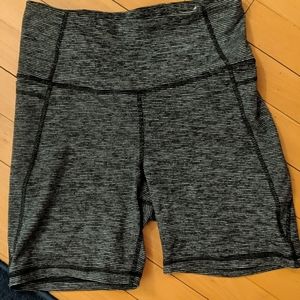 Old navy active biker shorts black stripe